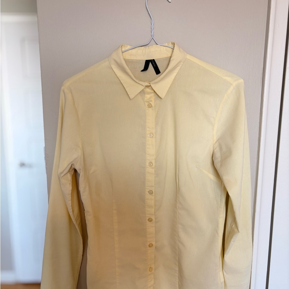 Merona Women's Soft Yellow Dress Shirt